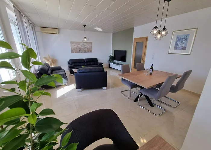 Apartament Fuer 4 Personen- 70m Vom Entfernt By Interhome *