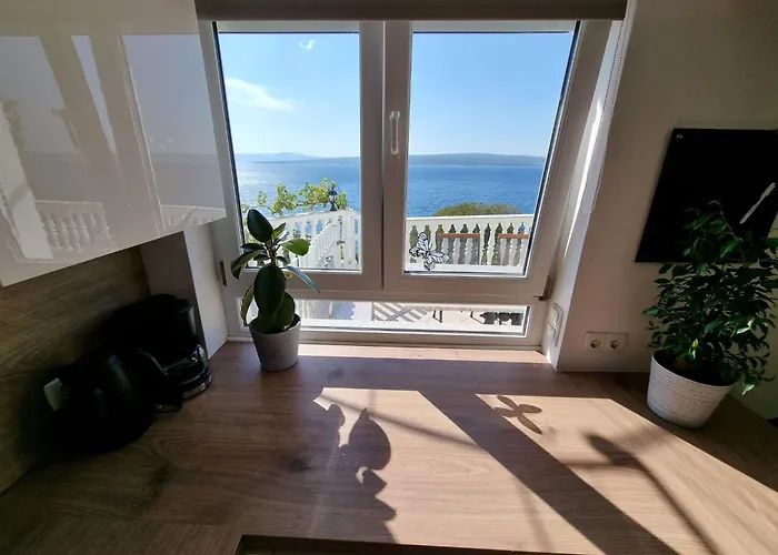 Fuer 4 Personen- 70m Vom Entfernt By Interhome Dramalj